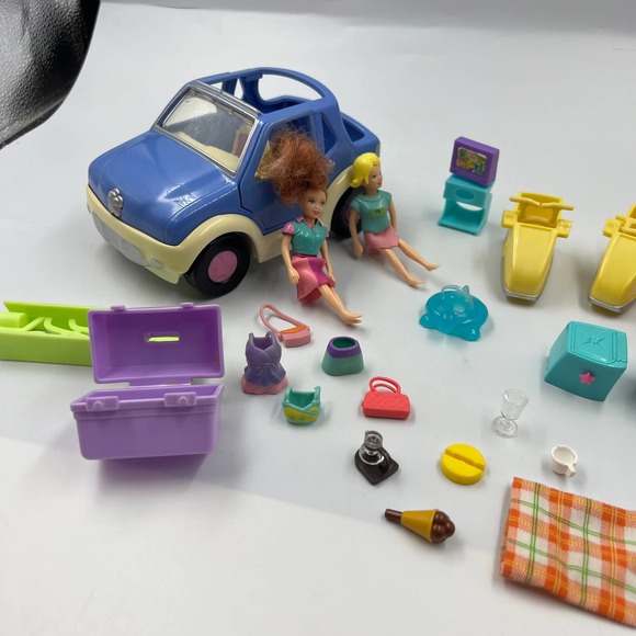 Vintage Lot Polly Pockets Y2K Retro Toys Car Picnic Set Miniature Dolls 2001 - Picture 2 of 13